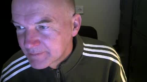 Robbie online show from 12-15-24, 06:07