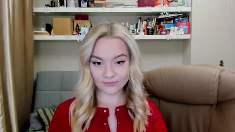 Kara. Off from 15th till 24th of December online show from 12-14-25, 10:58