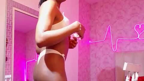 Snapshot of kardycastle7 chatting on 11-18-25, 12:31 Kardy online show from 11-18-25, 12:31