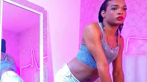 Snapshot of kardycastle7 chatting on 11-23-25, 12:27 Kardy online show from 11-23-25, 12:27