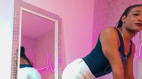 Snapshot of kardycastle7 chatting on 11-25-25, 12:16 Kardy online show from 11-25-25, 12:16