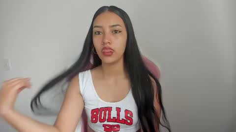 Snapshot of karely_sweet_ chatting on 06-26-26, 01:48 karely_sweet_ online show from 06-26-26, 01:48