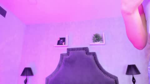 Karely online show from 04-12-26, 12:54