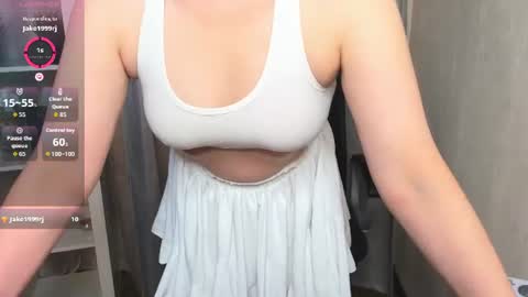 Snapshot of karen_villis chatting on 06-13-26, 10:57 Karen online show from 06-13-26, 10:57