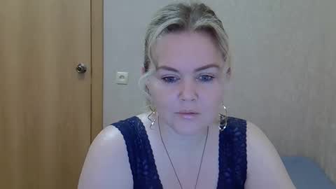 karennelsonx online show from 04-01-26, 09:43