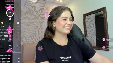 Snapshot of karenpautt chatting on 02-08-25, 10:08 Karen online show from 02-08-25, 10:08