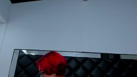 Snapshot of kariinataylor1 chatting on 09-11-25, 06:08 Karina Taylor online show from 09-11-25, 06:08