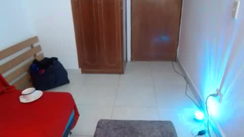 Snapshot of karima_sarabe chatting on 05-11-26, 04:04 karima_sarabe online show from 05-11-26, 04:04