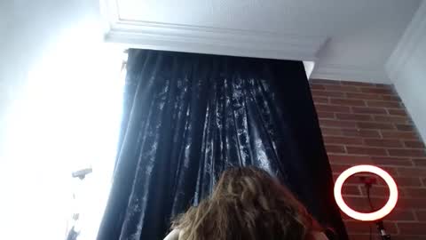 Snapshot of karima_sarabe chatting on 06-02-26, 02:52 karima_sarabe online show from 06-02-26, 02:52