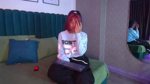 Karina online show from 02-12-25, 08:27