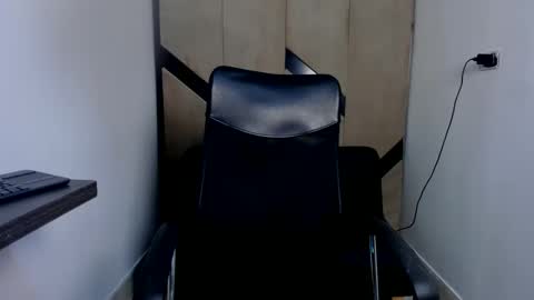 Snapshot of karina_aurora chatting on 02-11-25, 05:58 karina_aurora online show from 02-11-25, 05:58