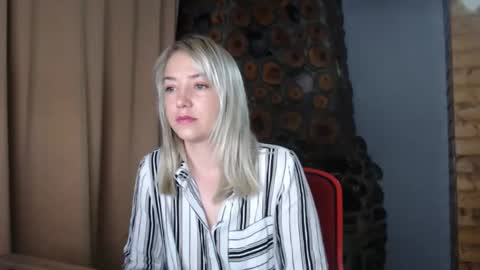 Snapshot of karina_fun chatting on 02-16-26, 03:24 karina online show from 02-16-26, 03:24