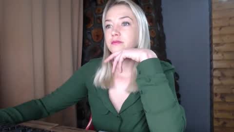 Snapshot of karina_fun chatting on 02-17-26, 03:58 karina online show from 02-17-26, 03:58