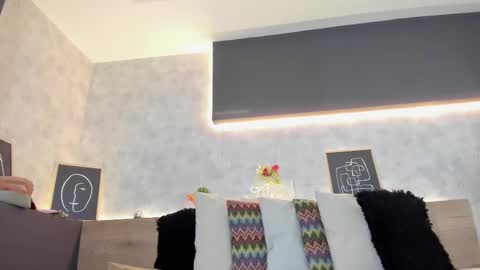 Kari online show from 03-15-26, 11:27