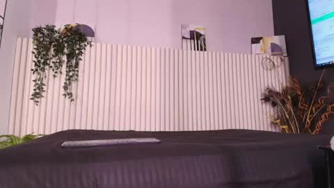 Snapshot of karina_gomez_18 chatting on 06-05-26, 11:27 Kari online show from 06-05-26, 11:27