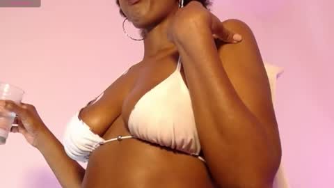 Snapshot of karina_taylor chatting on 03-12-25, 08:08 karina Taylor online show from 03-12-25, 08:08