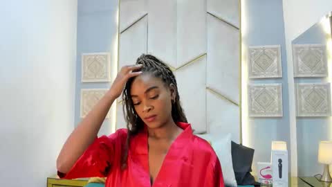 Snapshot of karinaacox chatting on 03-03-26, 12:33 karinaacox online show from 03-03-26, 12:33