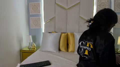 Snapshot of karinaacox chatting on 06-18-26, 12:09 karinaacox online show from 06-18-26, 12:09