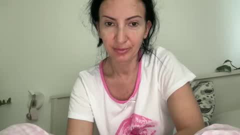 Karina online show from 06-10-26, 10:58