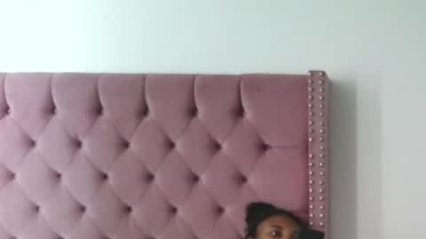 Karinegigi online show from 04-15-26, 06:48