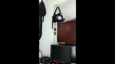 KARINNA  RAVEN online show from 04-01-26, 07:55