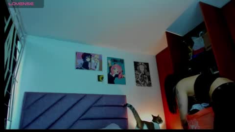 KARINNA  RAVEN online show from 05-21-26, 09:55