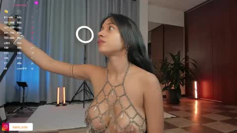 Snapshot of karinnixx chatting on 06-07-26, 04:22 Karin online show from 06-07-26, 04:22