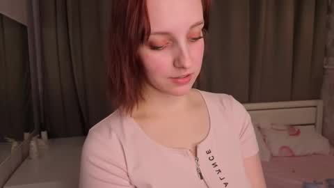 Snapshot of karissahintze chatting on 02-02-26, 03:33 Grace online show from 02-02-26, 03:33