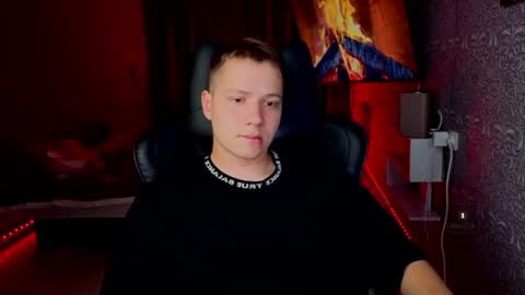 Snapshot of karl_night_ chatting on 06-18-26, 07:40 karl night online show from 06-18-26, 07:40