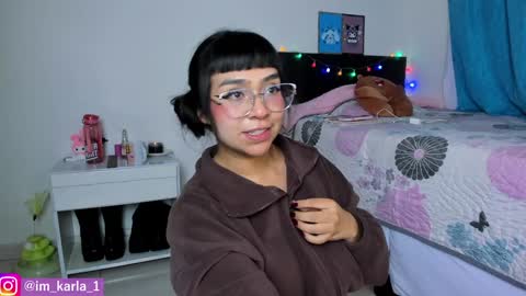 Snapshot of karla__1 chatting on 01-10-25, 05:58 Ill be on at sunday see u Lynn Could u help me to reach 100 Thmbs upp plssss Independent girl 3 online show from 01-10-25, 05:58