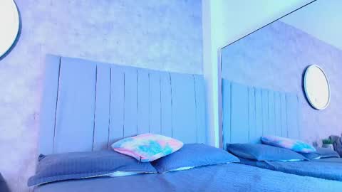 Snapshot of karla__ruiz chatting on 10-26-25, 08:15 Karla online show from 10-26-25, 08:15