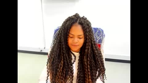 Snapshot of karla_cg chatting on 02-26-25, 11:15 karla_cg online show from 02-26-25, 11:15