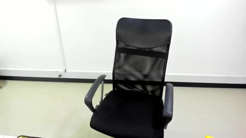 Snapshot of karla_cg chatting on 03-11-25, 07:47 karla_cg online show from 03-11-25, 07:47