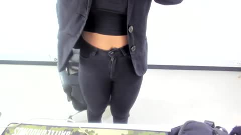 Snapshot of karla_cg chatting on 10-07-25, 02:47 karla_cg online show from 10-07-25, 02:47