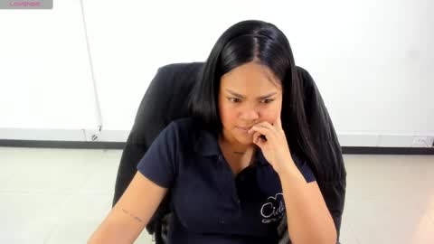 Snapshot of karla_cg chatting on 10-29-25, 03:47 karla_cg online show from 10-29-25, 03:47