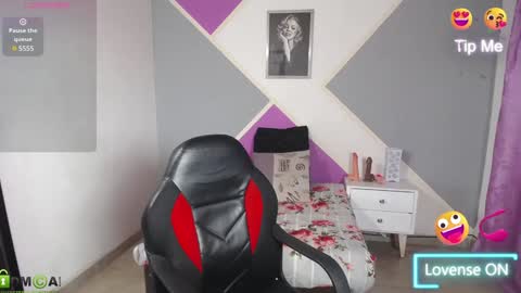 Snapshot of karla_charloby chatting on 02-04-25, 04:18 Karla online show from 02-04-25, 04:18