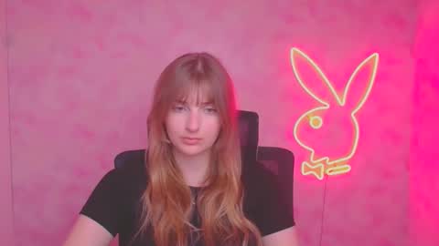 Snapshot of karla_flower chatting on 09-09-25, 05:18 Karla online show from 09-09-25, 05:18