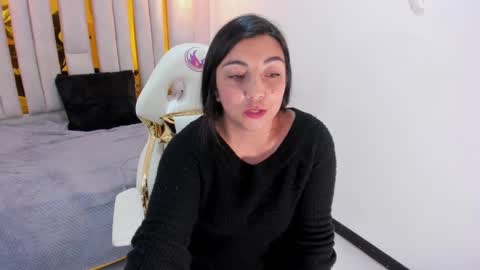 Snapshot of karla_hernandez chatting on 01-31-25, 05:32 Karla online show from 01-31-25, 05:32