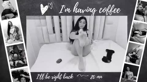 Snapshot of karla_hernandez chatting on 10-19-25, 10:38 Karla online show from 10-19-25, 10:38