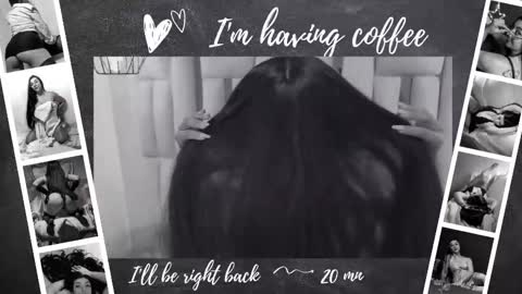 Snapshot of karla_hernandez chatting on 10-21-25, 11:11 Karla online show from 10-21-25, 11:11