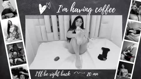 Snapshot of karla_hernandez chatting on 11-10-25, 01:21 Karla online show from 11-10-25, 01:21