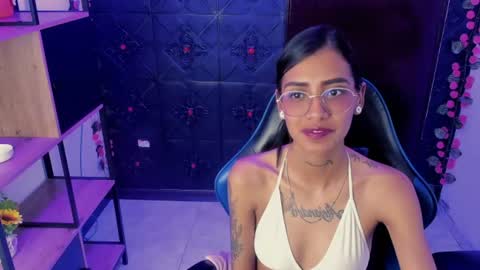 Snapshot of karlaslutskinny__ chatting on 07-11-26, 10:22 karlaslutskinny__ online show from 07-11-26, 10:22