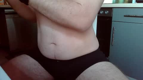 Snapshot of karlodi chatting on 12-18-24, 08:53 Kev online show from 12-18-24, 08:53