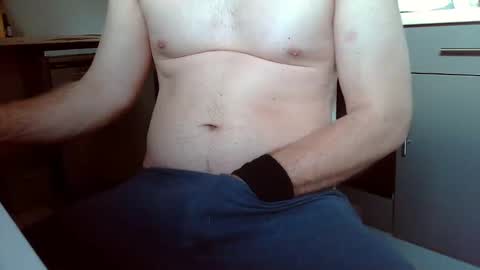 Snapshot of karlodi chatting on 12-23-24, 02:07 Kev online show from 12-23-24, 02:07