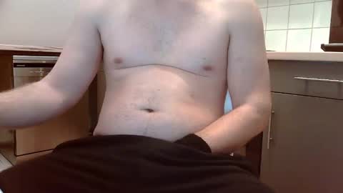 Snapshot of karlodi chatting on 12-29-24, 03:57 Kev online show from 12-29-24, 03:57