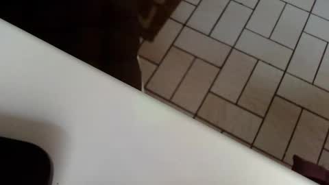 Snapshot of karlodi chatting on 10-19-25, 06:36 Kev online show from 10-19-25, 06:36