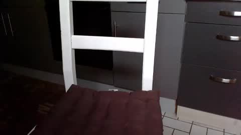 Snapshot of karlodi chatting on 10-28-25, 06:50 Kev online show from 10-28-25, 06:50