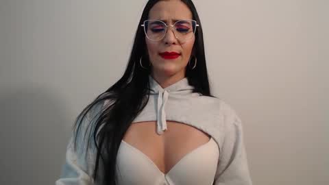 Karlis online show from 01-19-25, 05:15