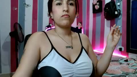 Snapshot of karly_lovex_ chatting on 06-15-26, 03:14 karly_lovex_ online show from 06-15-26, 03:14