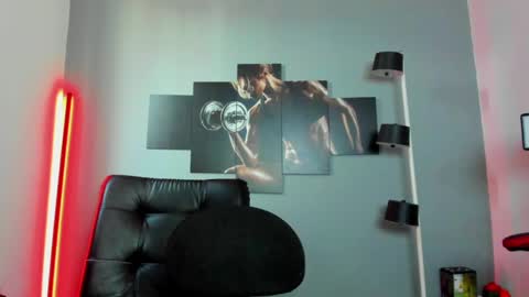   online show from 02-12-25, 12:33